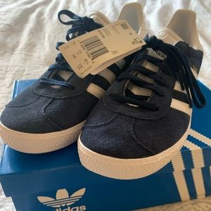 Boys Adidas suede gazelle sneakers